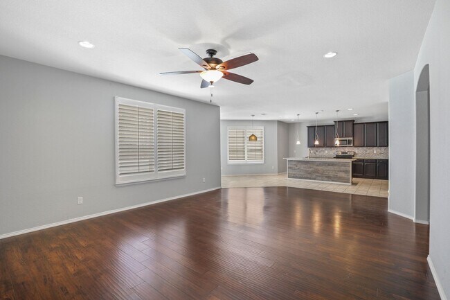 Building Photo - Beautifull Home In Aubrey ISD