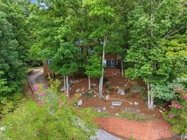 Building Photo - 2276 Governors Bend Rd SE