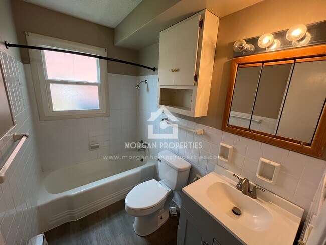 Building Photo - 6107 W 25th St