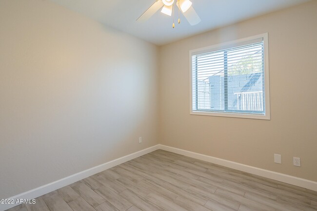 Building Photo - 16649 N 46th Ln