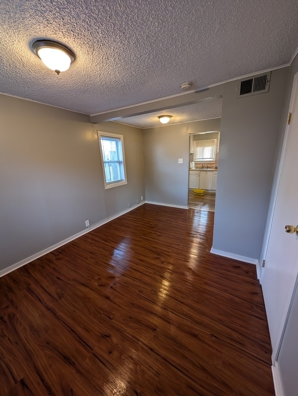 Building Photo - 1033 LaSalle Ave