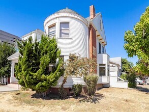 Building Photo - York St., 740-744-El Dorado St. 505