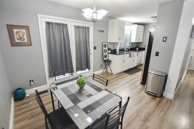 Building Photo - Pet Friendly Three Bedroom with Basement!