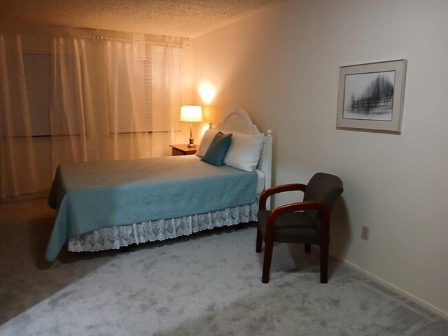 Building Photo - 12905 Pegasus St