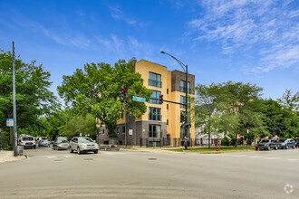 Building Photo - 3332 W Palmer St