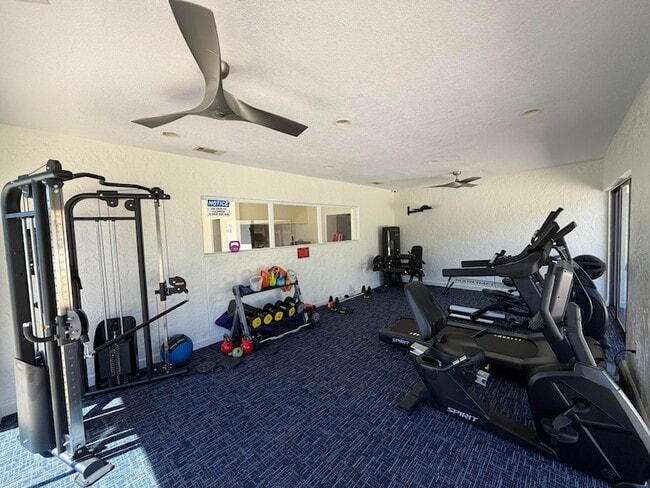 Building Photo - 2800 Fiore Way