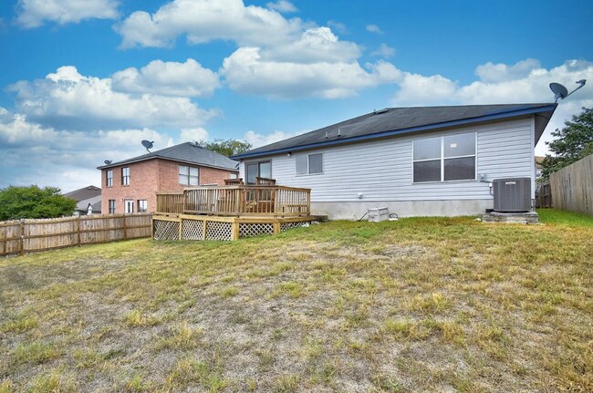 Building Photo - Beautiful 3-Bedroom Home in Northeast San Antonio