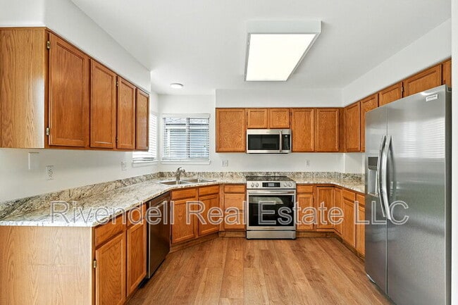 Building Photo - 5417 S Jericho St