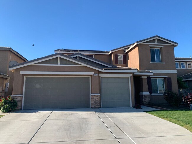 Building Photo - 4 Bedroom Home with Paid Solar, 3-Car Garage & Large Backyard