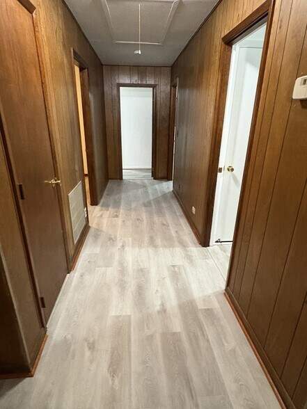 Building Photo - 203 Lumpkin Dr