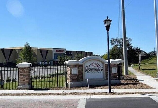 Building Photo - 6019 Portsdale Pl