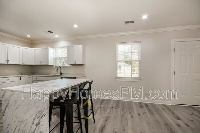 Building Photo - 2741 Ranger Dr