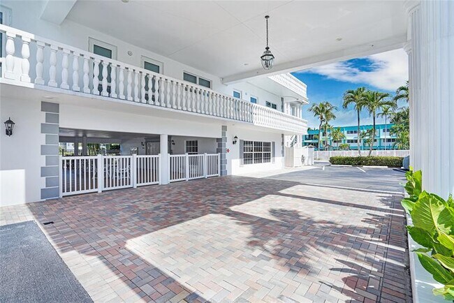Building Photo - 1461 S Ocean Blvd