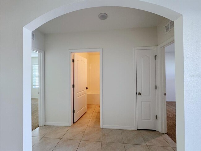 Building Photo - 1656 Bay Breeze Dr