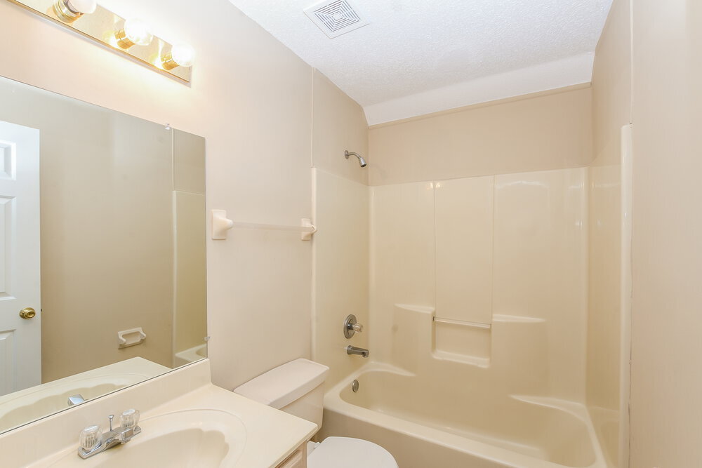 Building Photo - 6867 Brady Hill Dr