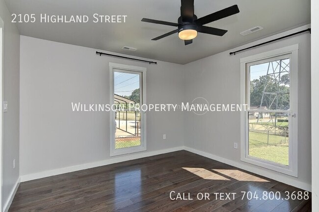 Building Photo - 2105 Highland St