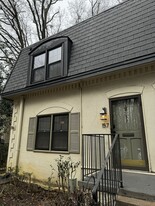 Building Photo - 157 Elysian Way NW