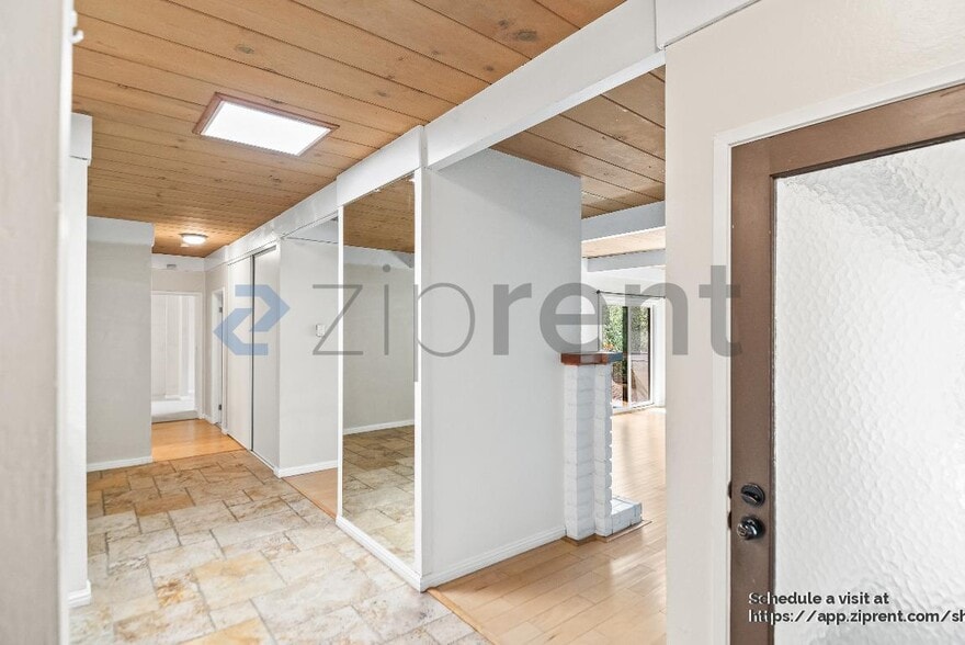 Building Photo - 39090 Presidio Way