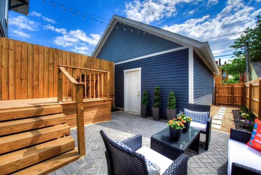 Building Photo - 1929 N Talbott St