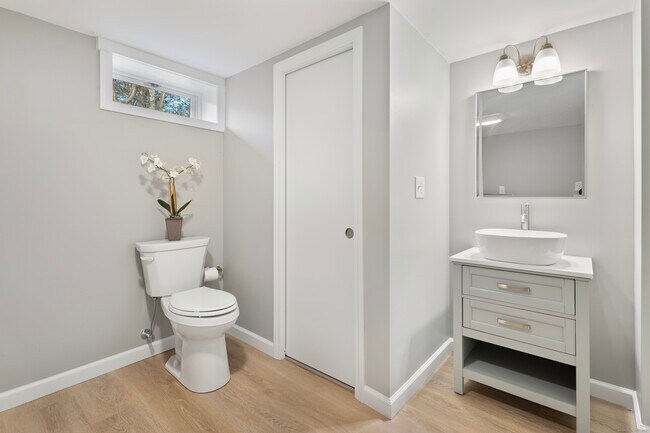 Building Photo - 60 Indian Spring Rd