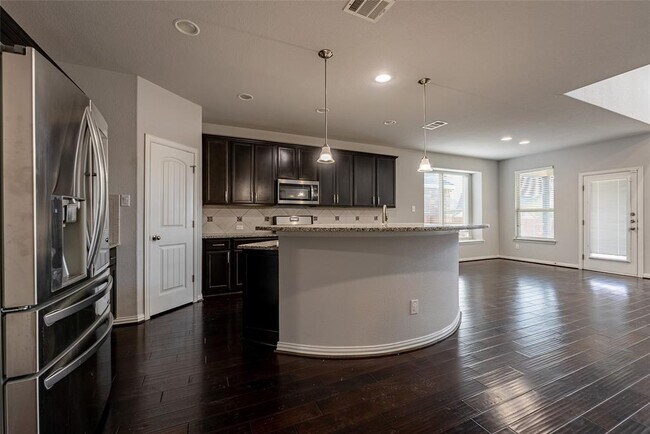 Building Photo - 3717 Del Payne Ln