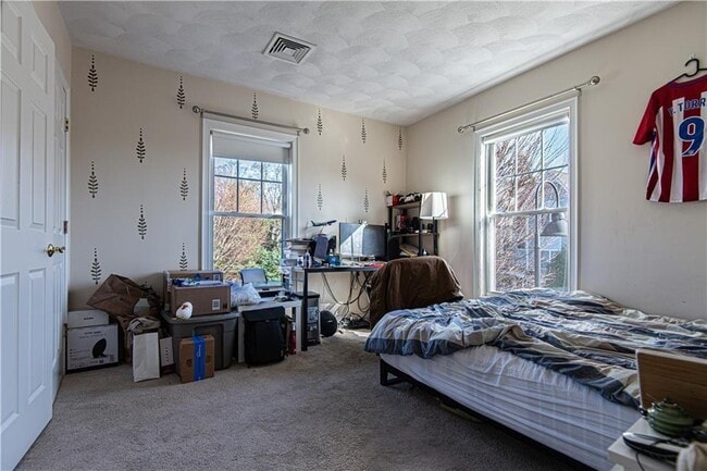 Building Photo - 200 Roger Williams Ave