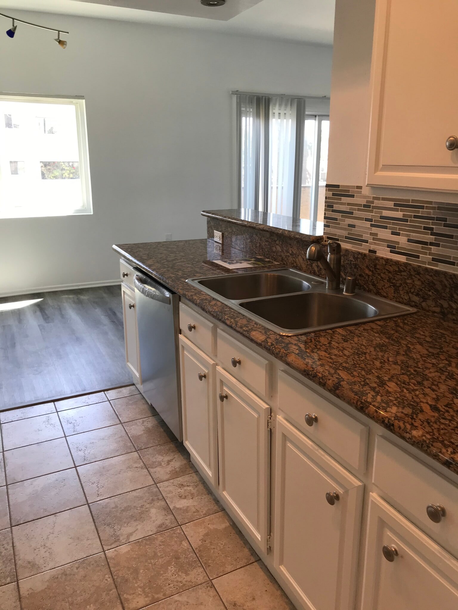 Building Photo - 14607 Erwin St