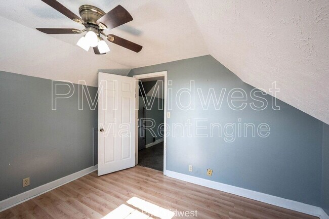 Building Photo - 921 S Buckeye St