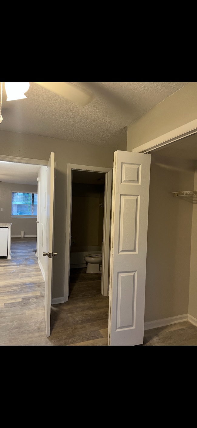 Building Photo - 253 Hayden Rd