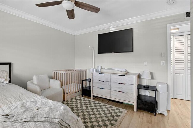 Building Photo - 55 SE 14th St