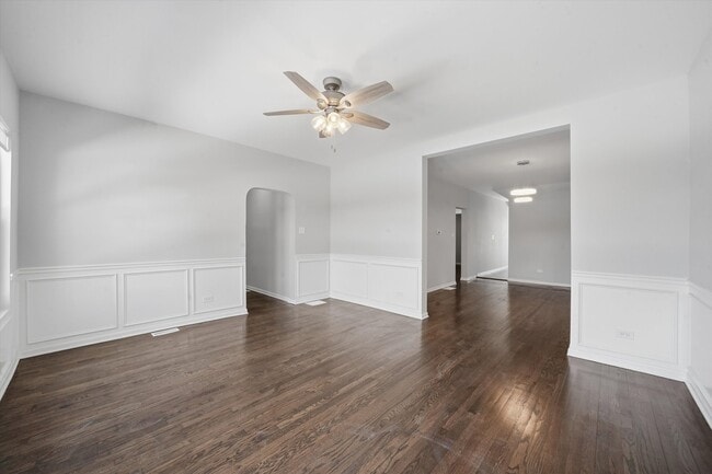 Building Photo - 7940 S Perry Ave