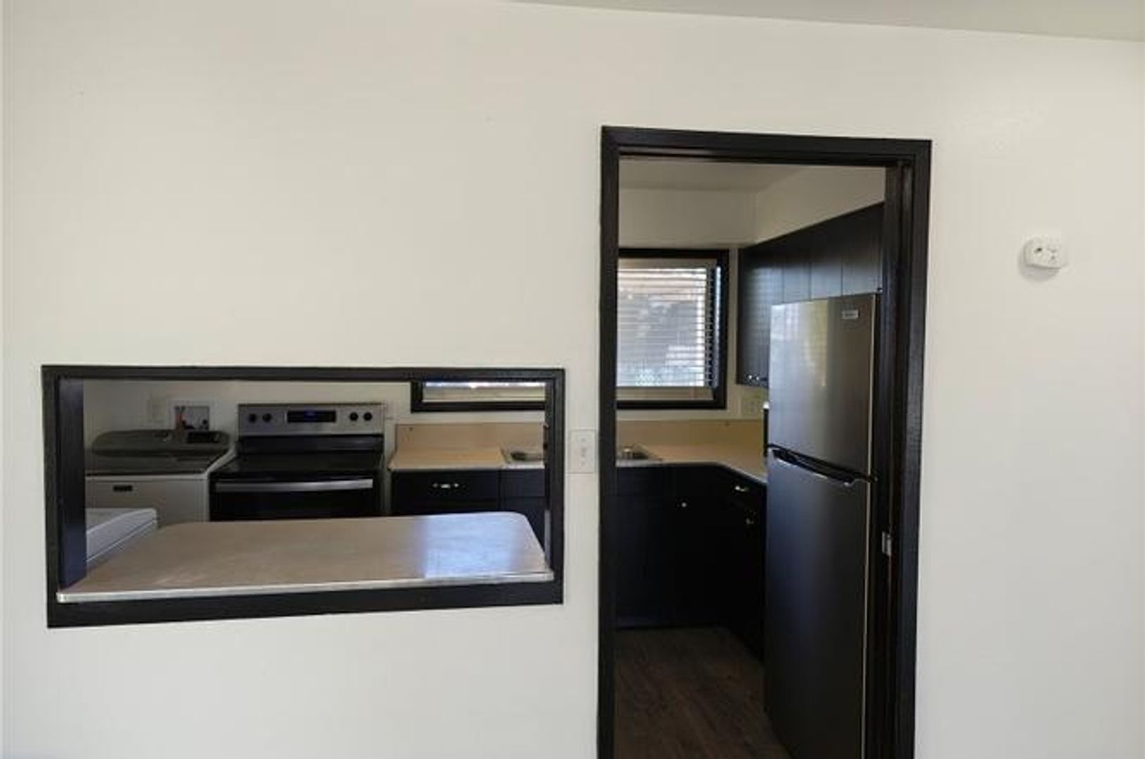 Building Photo - 207 March Dr NE