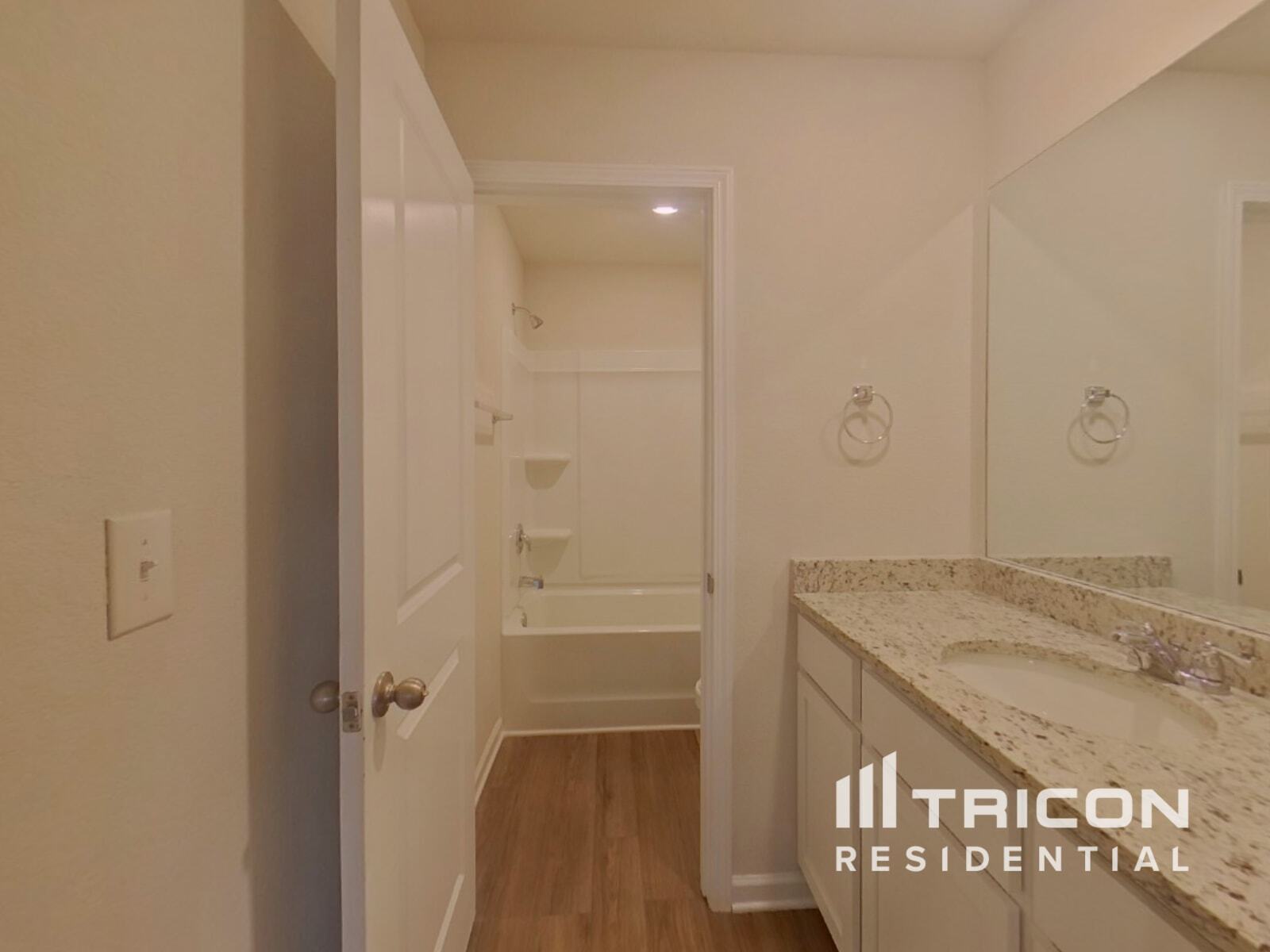 Building Photo - 823 Athens Ln