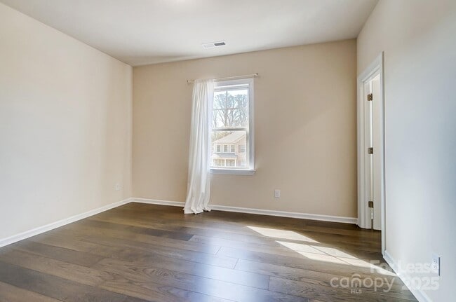 Building Photo - 11144 Limehurst Pl
