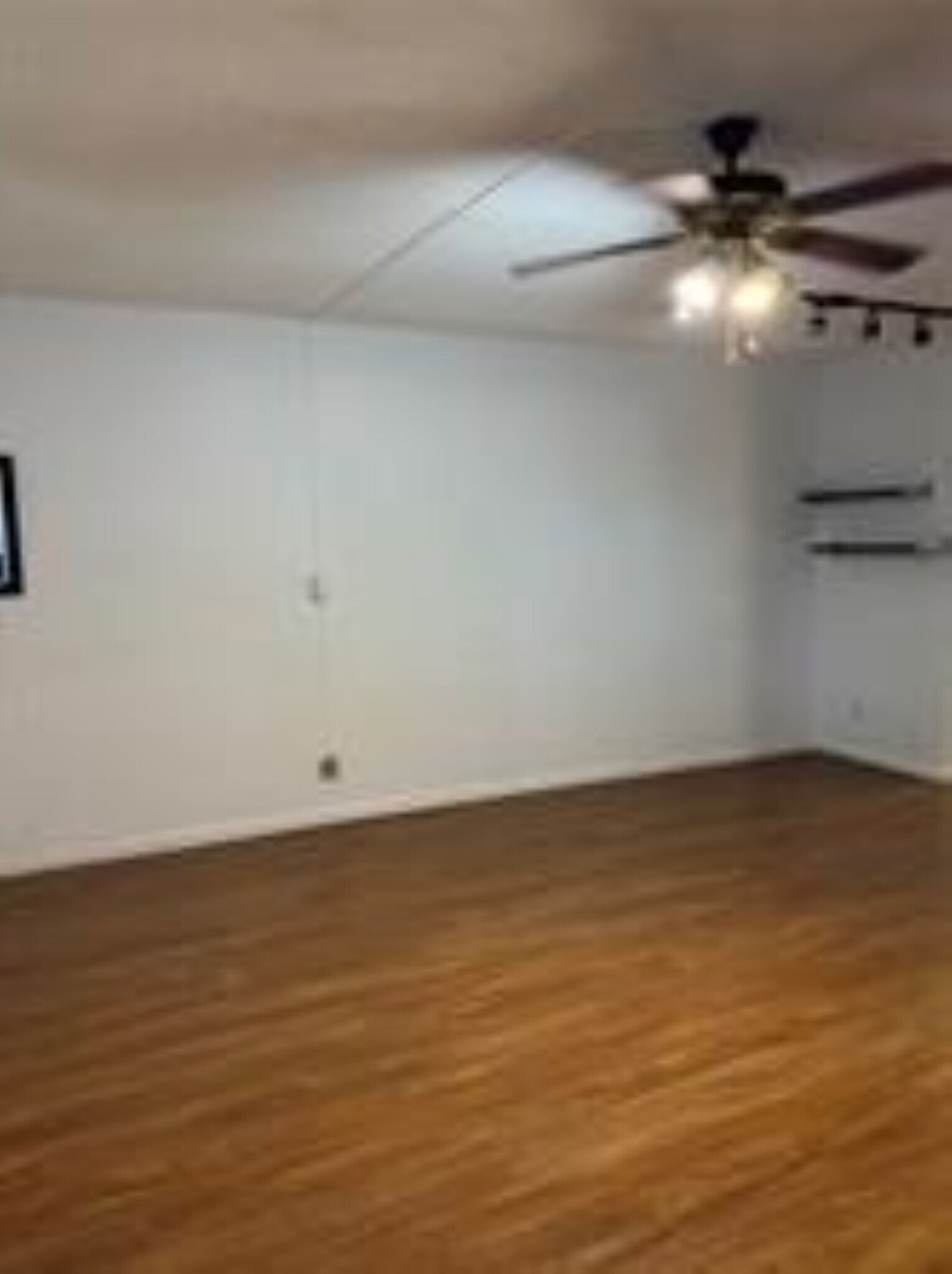 Building Photo - 6200 NE 22nd Way