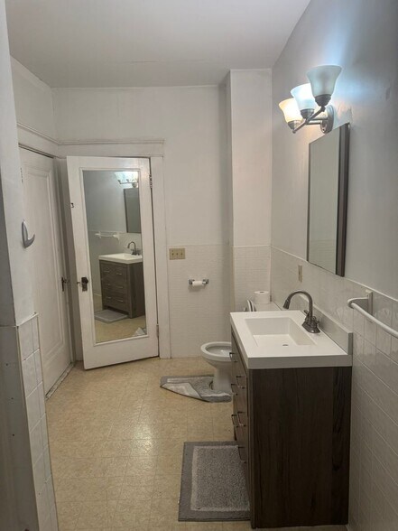 Building Photo - 34 Morningside Rd