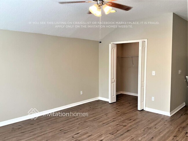 Building Photo - 11238 Madison Park Dr