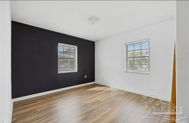 Building Photo - 5519 Mayfair Dr