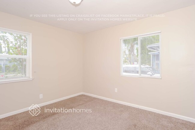 Building Photo - 11063 Kittridge St