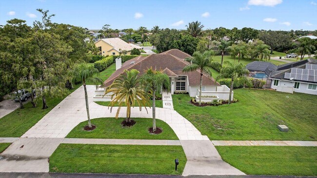 Building Photo - 1295 Longlea Terrace
