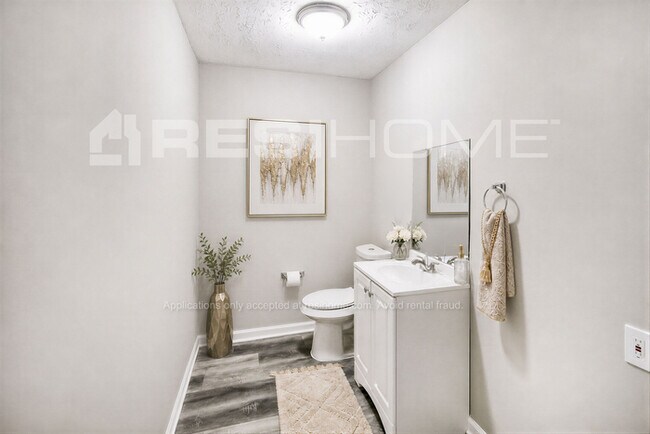 Building Photo - 2124 Mallard Way