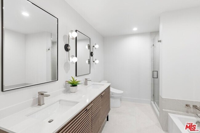 Building Photo - 515 Ocean Ave