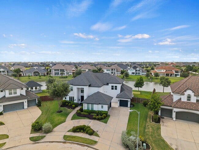 Building Photo - 27506 Gardenview Point Ct