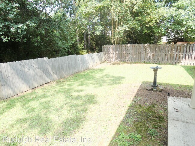 Building Photo - 2 br, 2 bath House - 241 Crest Lake Drive