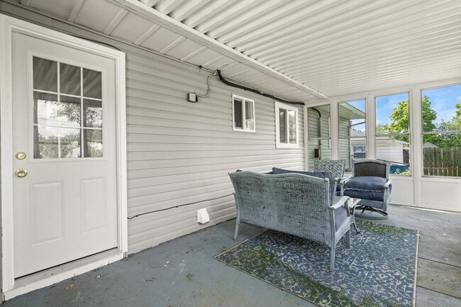 Building Photo - 1230 Gridley Dr