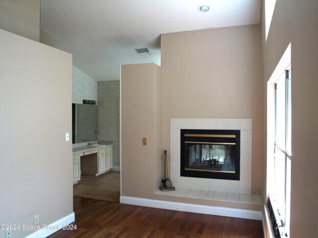 Building Photo - 1170 Briar Run Cir