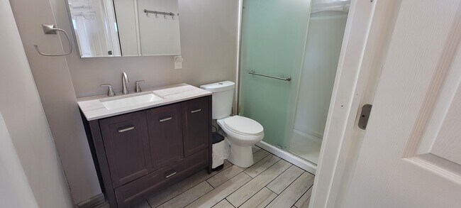 GRANTI TOP VANITY - 212 S Main St