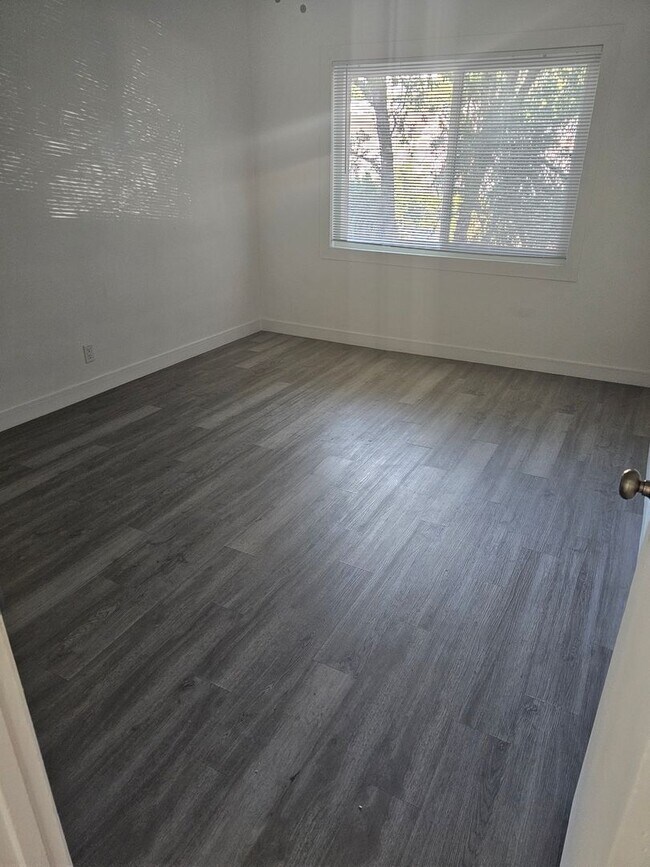 Silver Lake 14591461 Silver Lake Blvd Los Angeles CA 90026