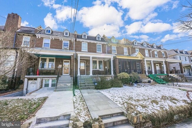 Building Photo - 1304 Rittenhouse St NW