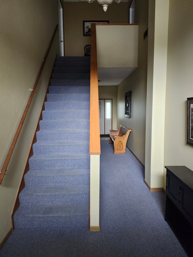 Building Photo - 600 Duggan Dr